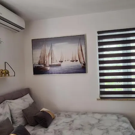 Studio Apartman Grzetic 아파트 실로